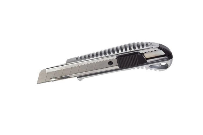 4tecx® metalen afbreekmes 18mm auto lock 4tecx® metalen afbreekmes 18mm auto lock